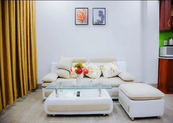 Cozy Furnished In Center *